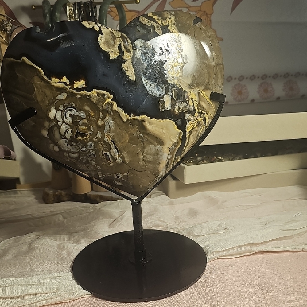 Decorative Volcano Agate Heart Stone on Metal Stand - Black and Gold